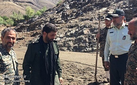 اهالی روستای امامزاده داوود(ع) در کنار گروه&zwnj;های جهادی و بسیجی باعث کاهش پیامد&zwnj;های سیل مخرب شدند