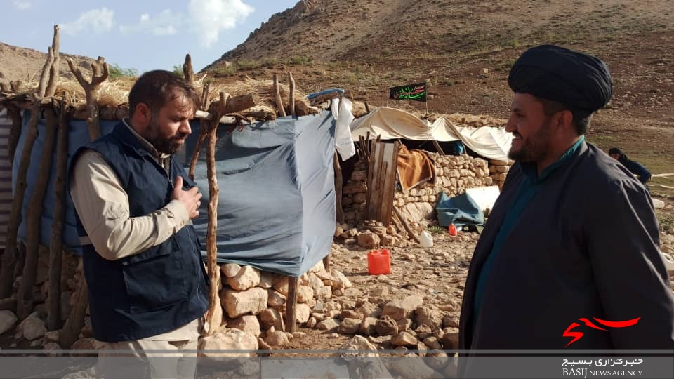 امداد رسانی ستاد اجرایی فرمان امام (ره) استان به عشایر سیل زده مارگون +(تصاویر) امداد رسانی ستاد اجرایی فرمان امام (ره) استان به عشایر سیل زده مارگون +(تصاویر)