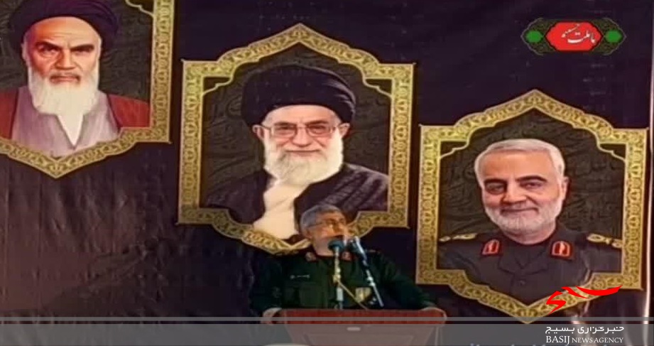 اقاه عزای حسینی تداوم قیام عاشورا است / مبارزان فلسطینی آخرین ضربات را بر پیکر رژیم صهیونیستی وارد میکنند اقاه عزای حسینی تداوم قیام عاشورا است / مبارزان فلسطینی آخرین ضربات را بر پیکر رژیم صهیونیستی وارد میکنند