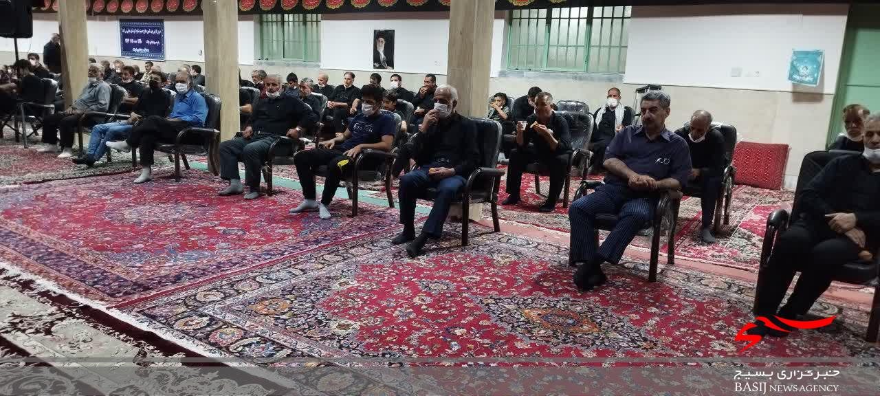 مراسم گرامیداشت شهدای روستای چاهک برگزار شد مراسم گرامیداشت شهدای روستای چاهک برگزار شد
