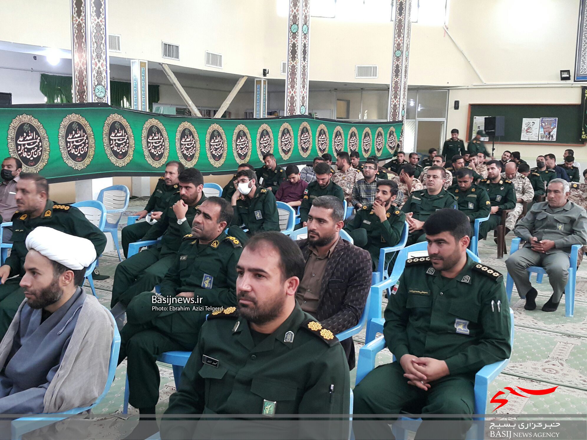 مسئول جدید دفتر نمایندگی ولی فقیه در تیپ ۴۸ فتح منصوب شد + ( تصاویر) مسئول جدید دفتر نمایندگی ولی فقیه در تیپ ۴۸ فتح منصوب شد + ( تصاویر)