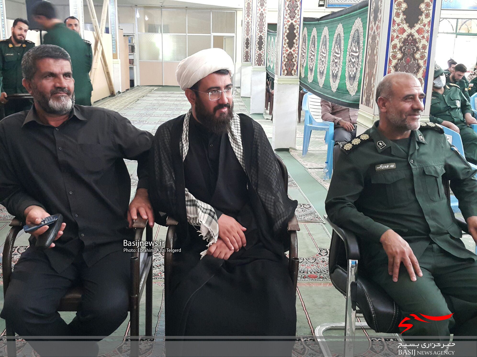 مسئول جدید دفتر نمایندگی ولی فقیه در تیپ ۴۸ فتح منصوب شد + ( تصاویر) مسئول جدید دفتر نمایندگی ولی فقیه در تیپ ۴۸ فتح منصوب شد + ( تصاویر)