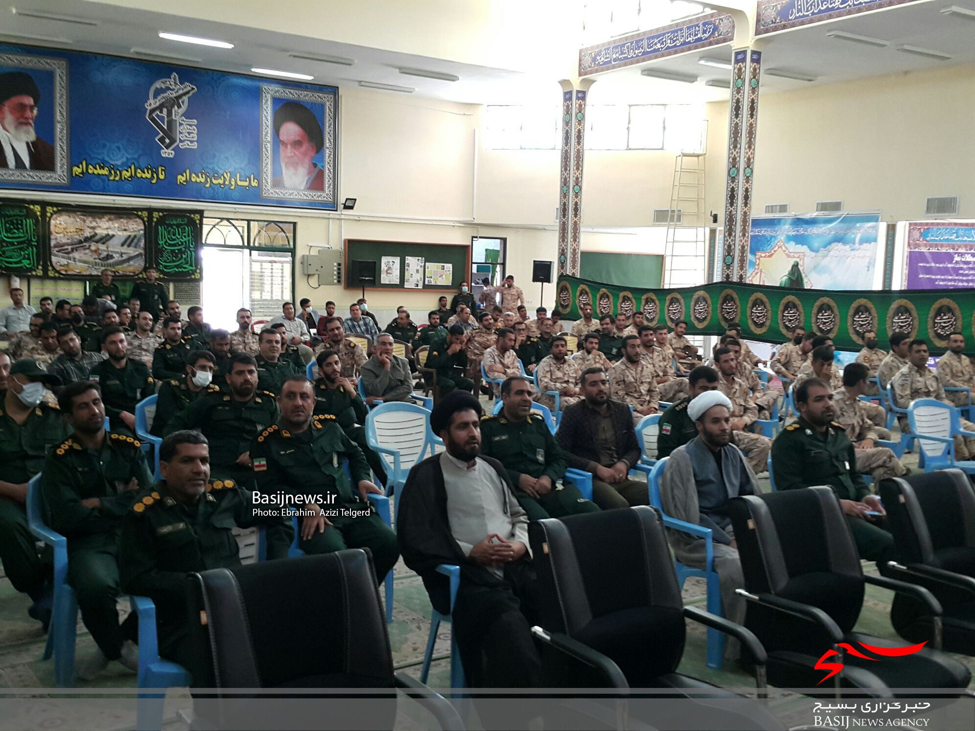 مسئول جدید دفتر نمایندگی ولی فقیه در تیپ ۴۸ فتح منصوب شد + ( تصاویر) مسئول جدید دفتر نمایندگی ولی فقیه در تیپ ۴۸ فتح منصوب شد + ( تصاویر)