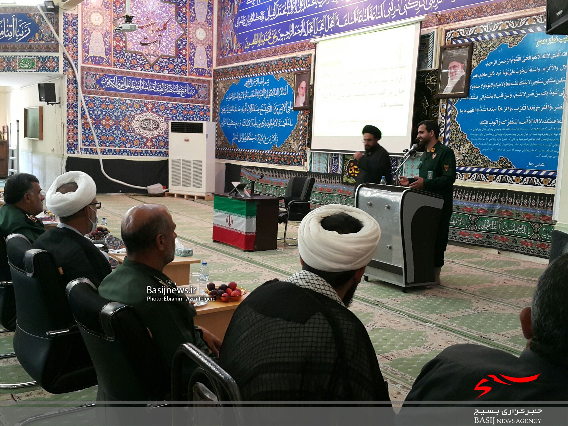 مسئول جدید دفتر نمایندگی ولی فقیه در تیپ ۴۸ فتح منصوب شد + ( تصاویر) مسئول جدید دفتر نمایندگی ولی فقیه در تیپ ۴۸ فتح منصوب شد + ( تصاویر)
