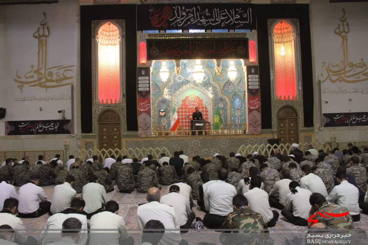 آیین سوگواری نیروهای مسلح استان قم برگزار شد آیین سوگواری نیروهای مسلح استان قم برگزار شد