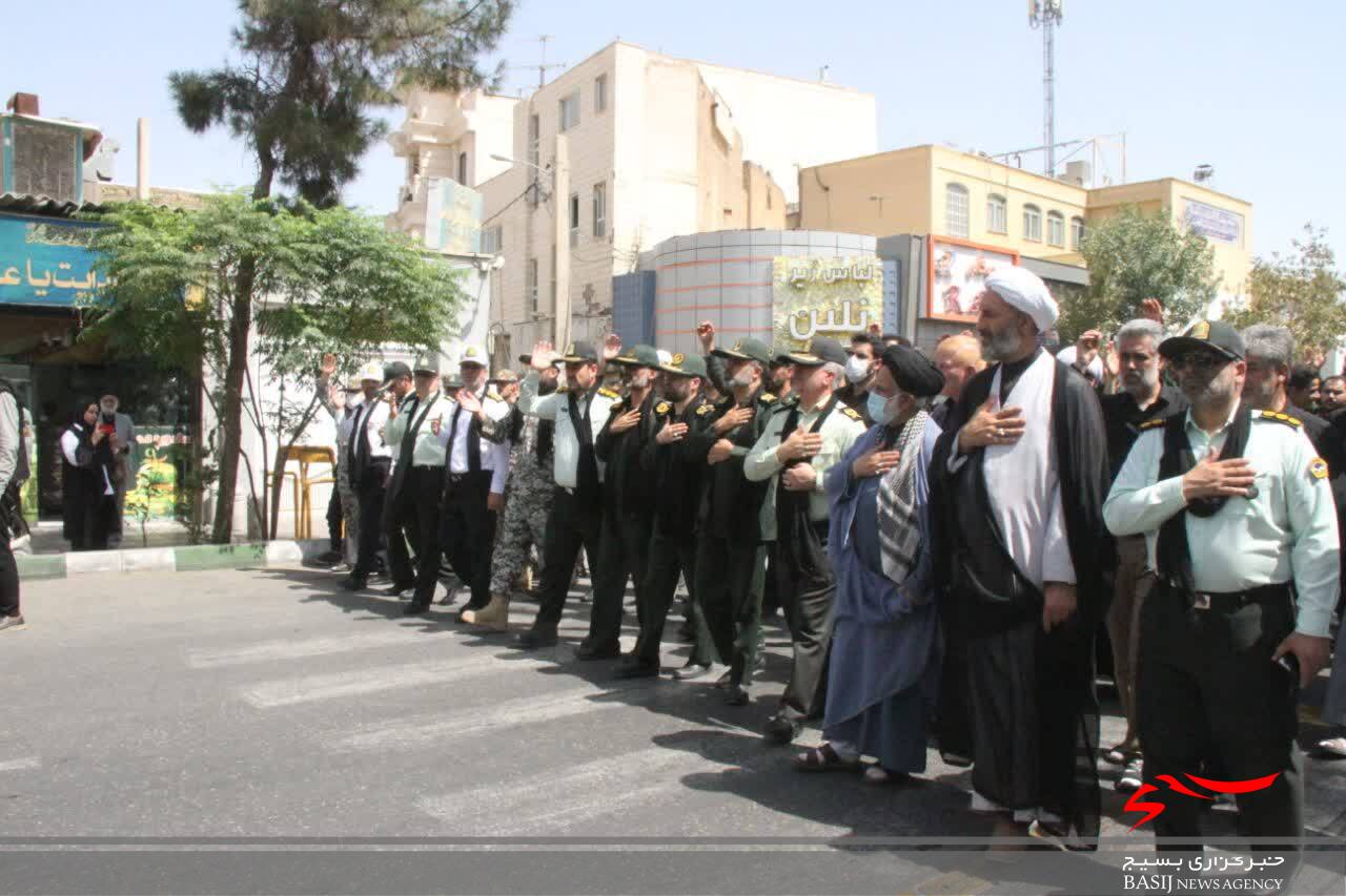 آیین سوگواری نیروهای مسلح استان قم برگزار شد آیین سوگواری نیروهای مسلح استان قم برگزار شد