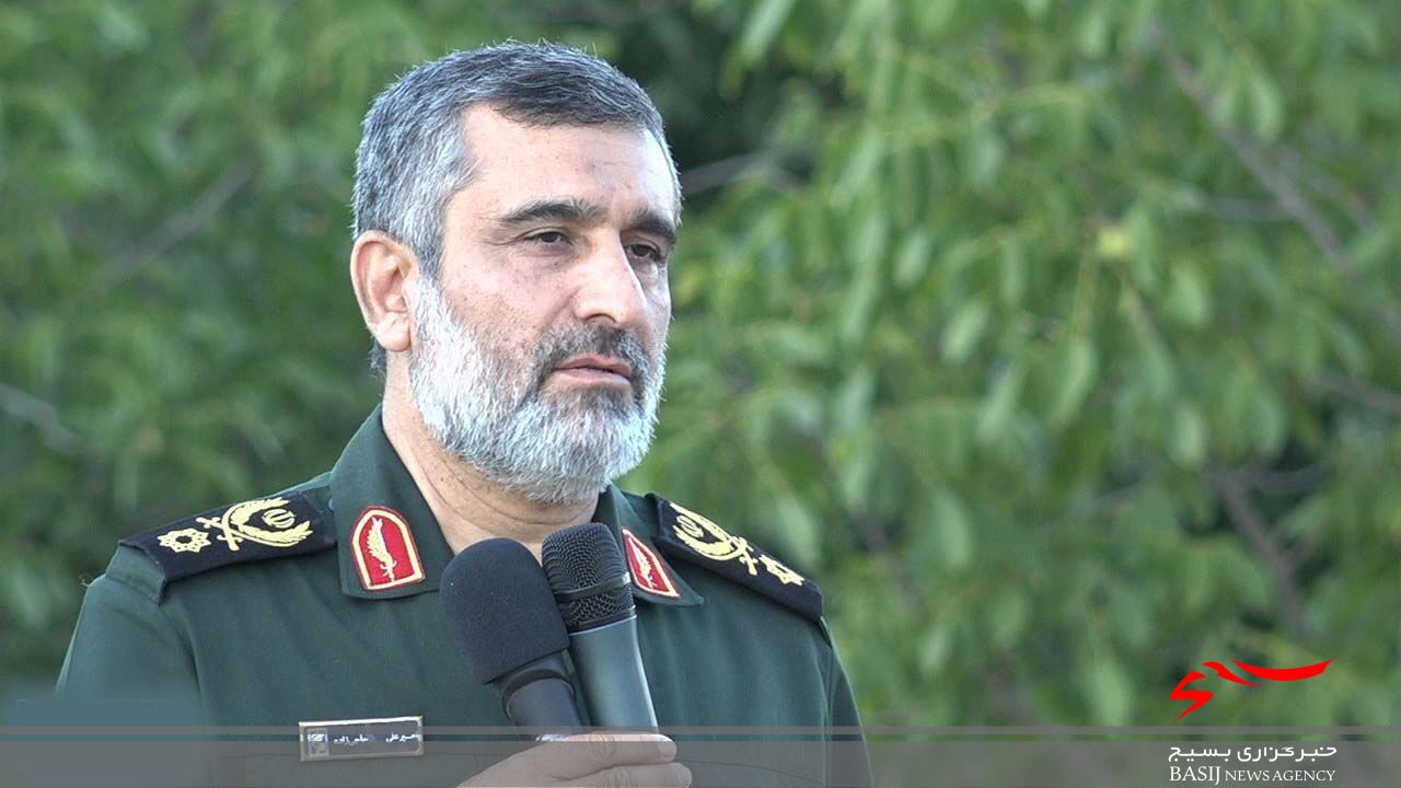 چهره شهید همدانی با مزخرفات یک ورشکسته سیاسی خدشه دار نمیشود/تیم مذاکره کننده تیم معتقدی است چهره شهید همدانی با مزخرفات یک ورشکسته سیاسی خدشه دار نمیشود/تیم مذاکره کننده تیم معتقدی است