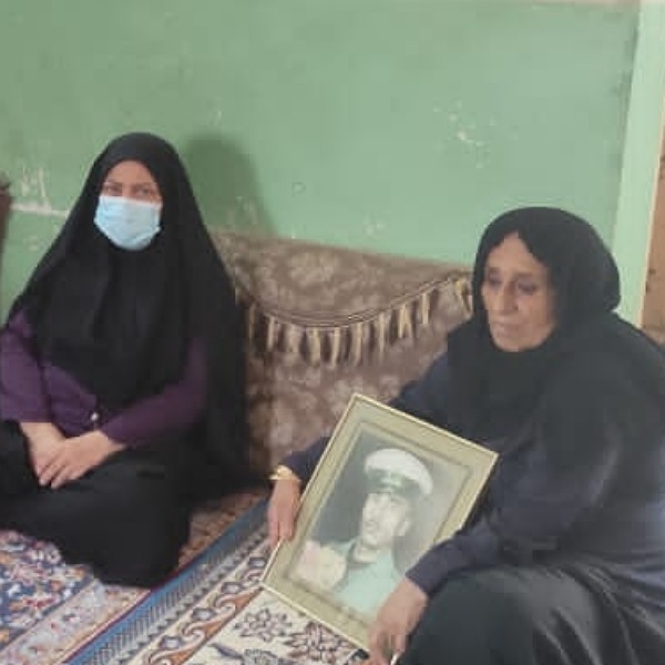 دیدار با خانواده شهداء در گناوه