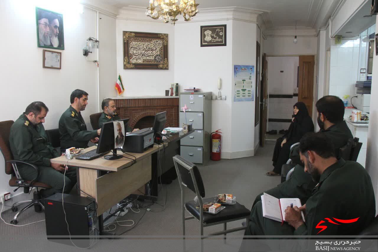 بازدید سردار موحد از عملکرد بسیجیان اصناف قم بازدید سردار موحد از عملکرد بسیجیان اصناف قم