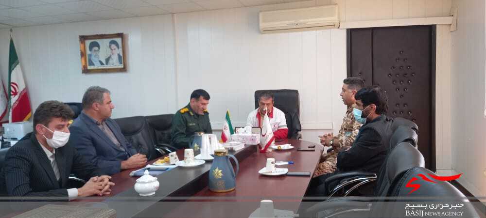 دیدار مسئول سازمان بسیج ادارات و کارمندان با مدیر عامل جمعیت هلال احمر استان / تفاهم نامه همکاری جهت مواقع ضروری و بحرانها منعقد شد دیدار مسئول سازمان بسیج ادارات و کارمندان با مدیر عامل جمعیت هلال احمر استان / تفاهم نامه همکاری جهت مواقع ضروری و بحرانها منعقد شد