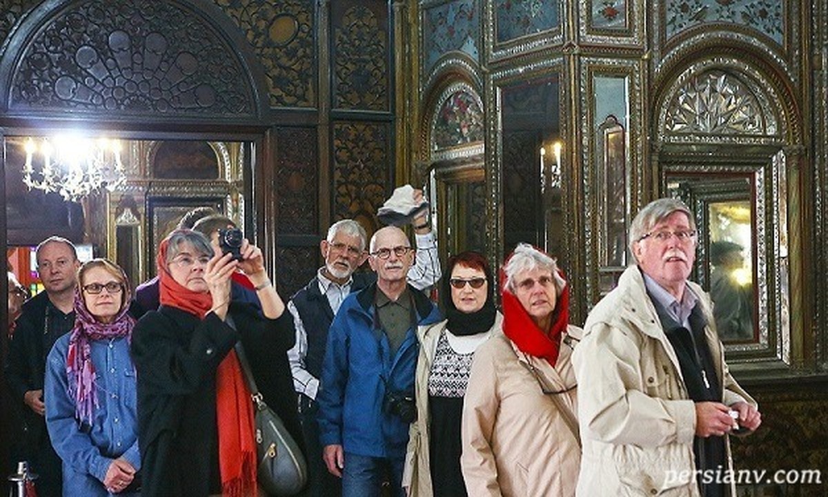 در گفت وگو با کارشناس مسائل اجتماعی بررسی شد،
حجاب مانع حضور گردشگر در کشور و آزادی در پوشش باعث جذب آنها نمی شود