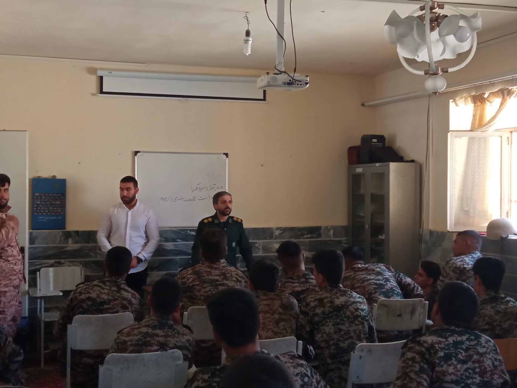 دوره آموزش تکمیلی گردان پنجم امام حسین(ع) در کهک قم آغاز بهکار کرد دوره آموزش تکمیلی گردان پنجم امام حسین(ع) در کهک قم آغاز بهکار کرد