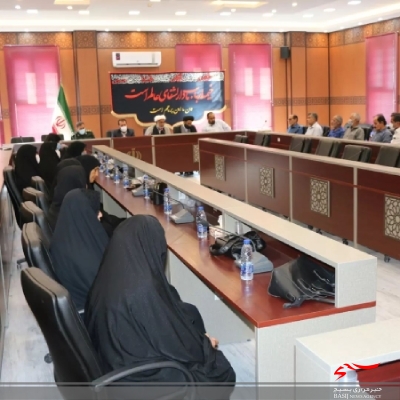 ورود آزادگان به میهن از خاطره انگیزترین لحظات تاریخ انقلاب اسلامی است ورود آزادگان به میهن از خاطره انگیزترین لحظات تاریخ انقلاب اسلامی است