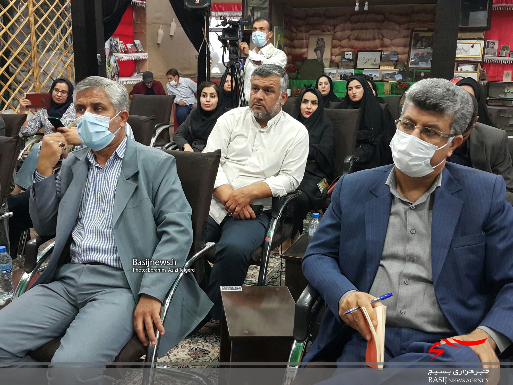 نشست هم اندیشی خبرنگاران کهگیلویه و بویراحمد با مدیر ارتباطات رئیس ستاد کل نیروهای مسلح