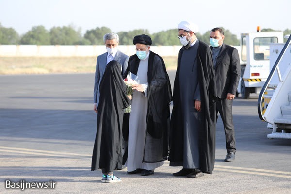 آیتالله رئیسی وارد استان همدان شد آیتالله رئیسی وارد استان همدان شد