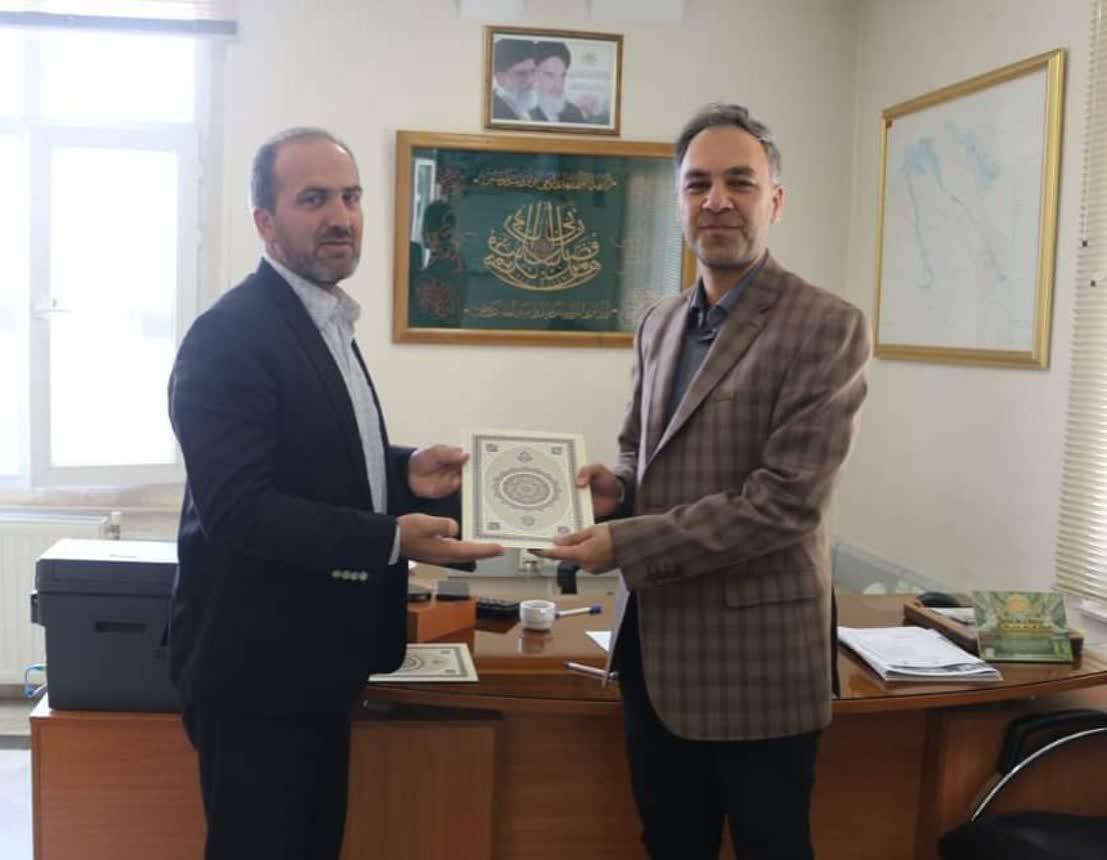 توسعه بازار محصولات تولیدی مددجویان کمیته امداد امام خمینی (ره) توسعه بازار محصولات تولیدی مددجویان کمیته امداد امام خمینی (ره)