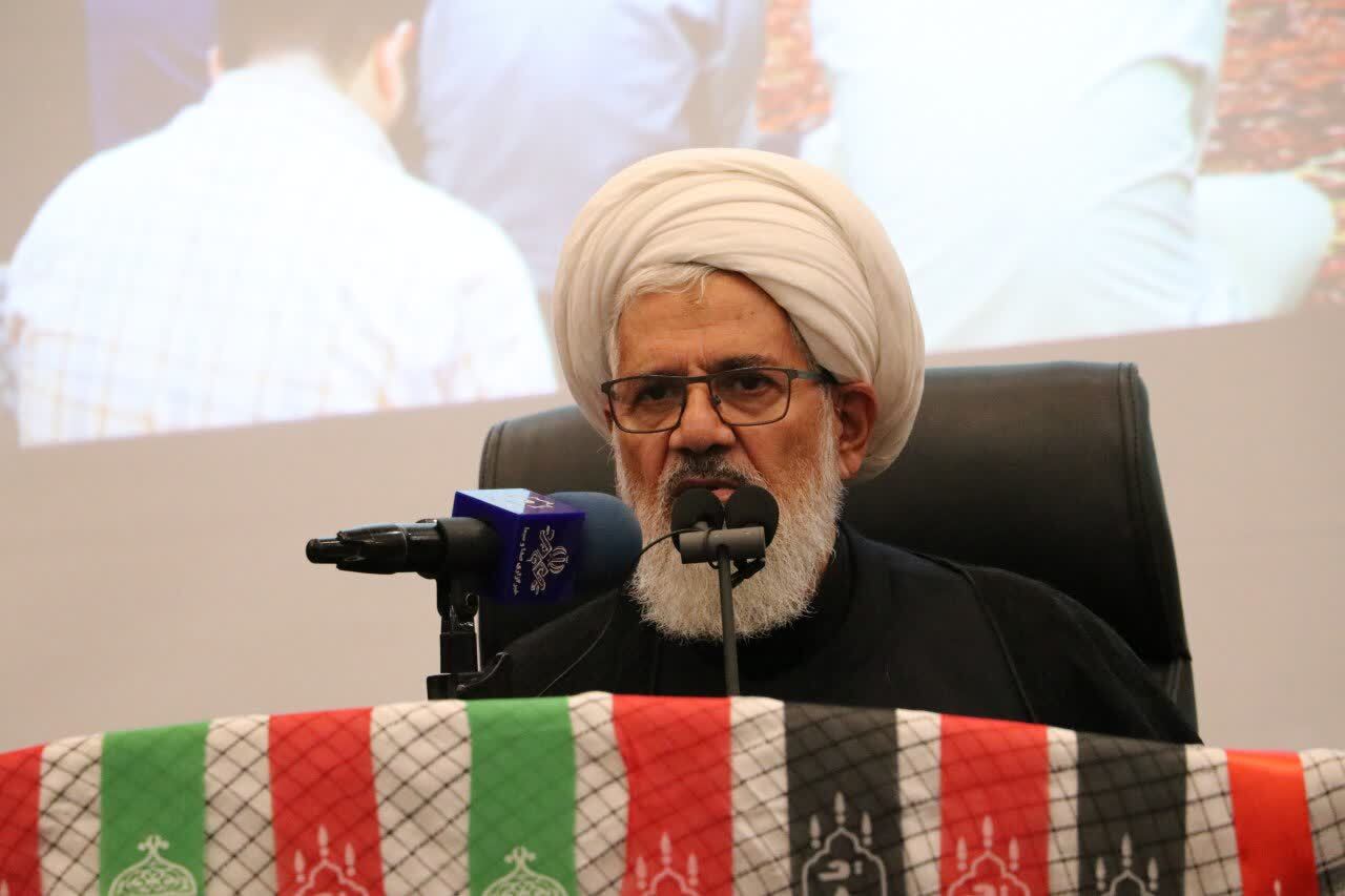 عدالت در جامعه و محرومیت زدایی از زمينه هاي جهاد تبیین است عدالت در جامعه و محرومیت زدایی از زمينه هاي جهاد تبیین است