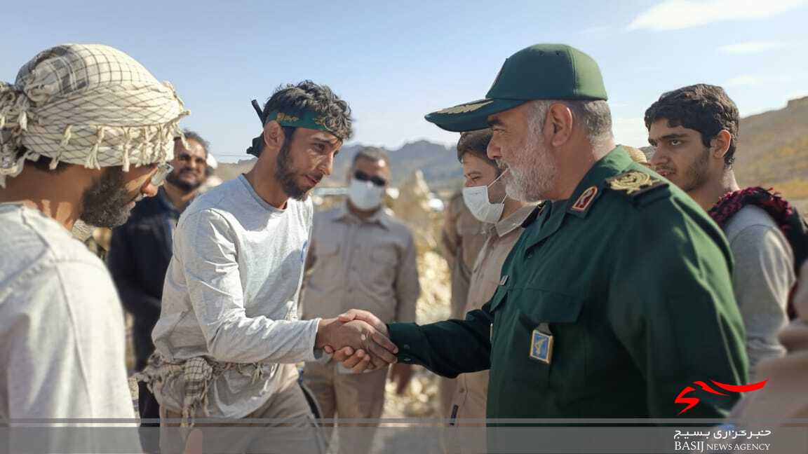 شفافیت درآمد معادن سربیشه مطالبه جهادگران از مسئولین/ لزوم بهره گیری از ظرفیت معادن برای عمران و آبادانی روستاها شفافیت درآمد معادن سربیشه مطالبه جهادگران از مسئولین/ لزوم بهره گیری از ظرفیت معادن برای عمران و آبادانی روستاها