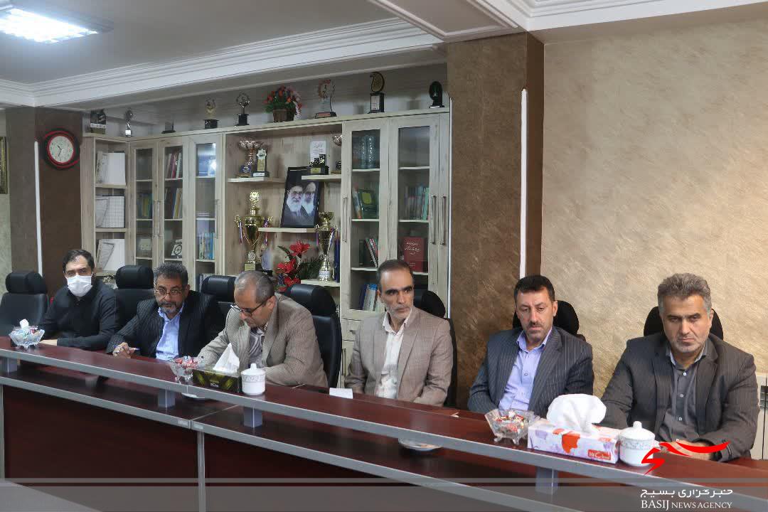ضرورت ترویج فرهنگ دفاع مقدس بین نسل آینده جامعه / شناسایی ۱۱۱۸ شهید کارگر در مازندران ضرورت ترویج فرهنگ دفاع مقدس بین نسل آینده جامعه / شناسایی ۱۱۱۸ شهید کارگر در مازندران