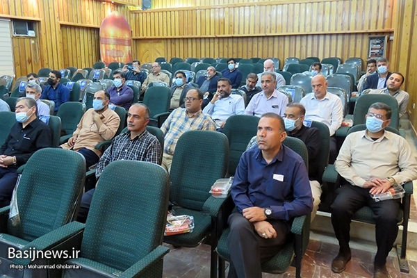 فعالیتهای فرهنگی ویژه دفاع مقدس در ادارات تقویت شود فعالیتهای فرهنگی ویژه دفاع مقدس در ادارات تقویت شود
