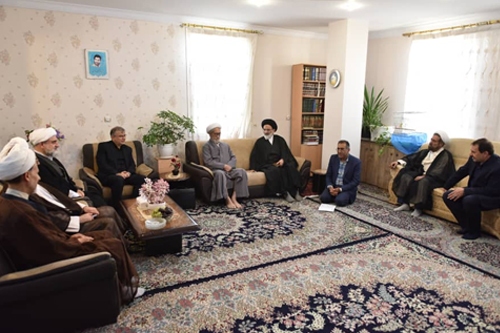 جانفشانی های شهدا و ایثارگران در ثبات و قدرت کشور مؤثر است جانفشانی های شهدا و ایثارگران در ثبات و قدرت کشور مؤثر است