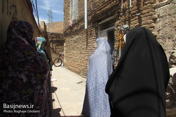 حاشیه نشینی نتیجه فقر فرهنگی یا نردبانی برای مناصب بالا