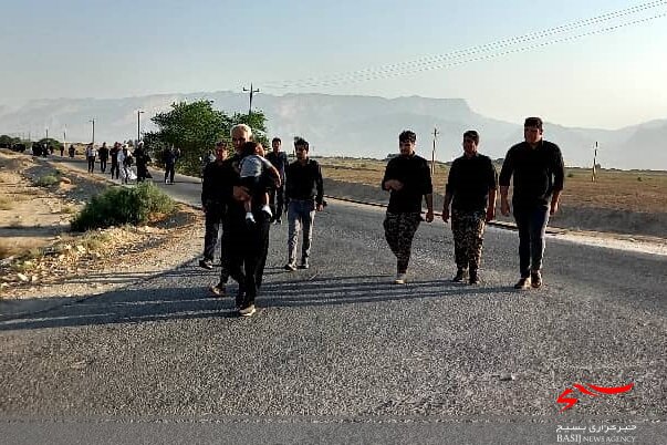 پیادهروی اربعین در آبدان برگزار شد پیادهروی اربعین در آبدان برگزار شد