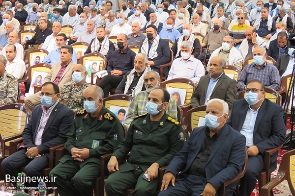 دشمن میخواهد به شکل غیر نظامی ایران را تحت سلطه درآورد دشمن میخواهد به شکل غیر نظامی ایران را تحت سلطه درآورد