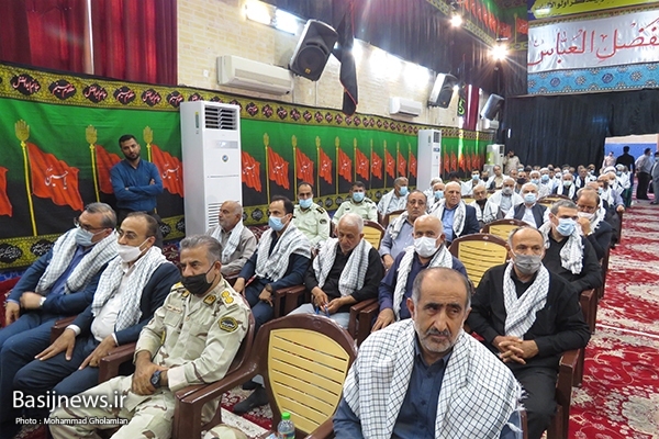 دشمن میخواهد به شکل غیر نظامی ایران را تحت سلطه درآورد دشمن میخواهد به شکل غیر نظامی ایران را تحت سلطه درآورد
