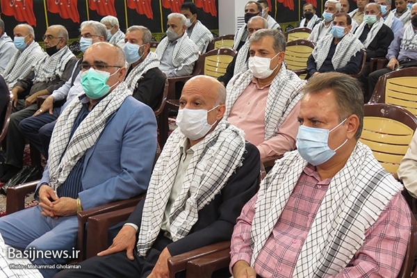پیشکسوتان دفاع مقدس در بوشهر تجلیل شدند پیشکسوتان دفاع مقدس در بوشهر تجلیل شدند