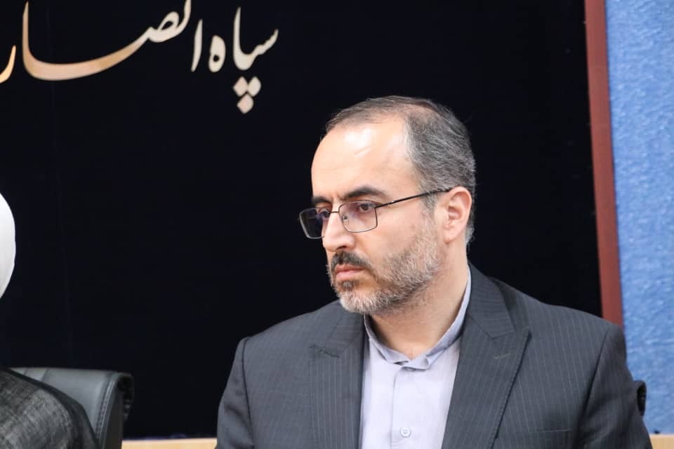 رمز پیروزی انقلاب داشتن روحیه عاشورایی بسیج است رمز پیروزی انقلاب داشتن روحیه عاشورایی بسیج است