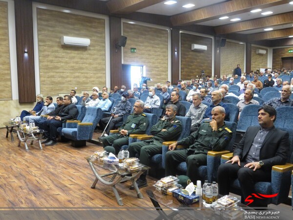 مراسم تجلیل از رزمندگان پیشکسوت در دلوار برگزار شد مراسم تجلیل از رزمندگان پیشکسوت در دلوار برگزار شد
