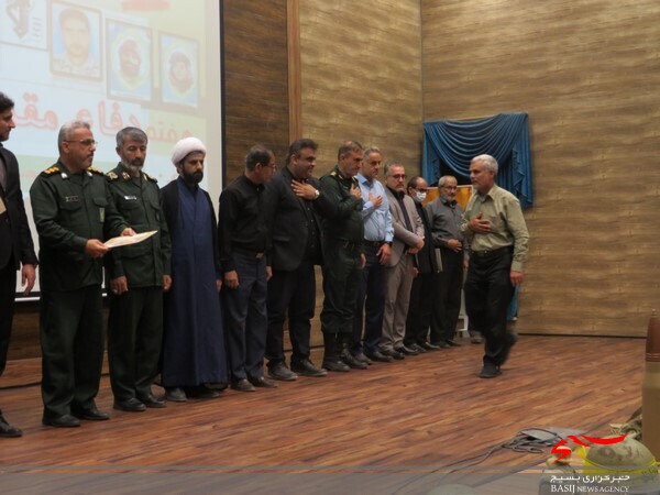 مراسم تجلیل از رزمندگان پیشکسوت در دلوار برگزار شد مراسم تجلیل از رزمندگان پیشکسوت در دلوار برگزار شد