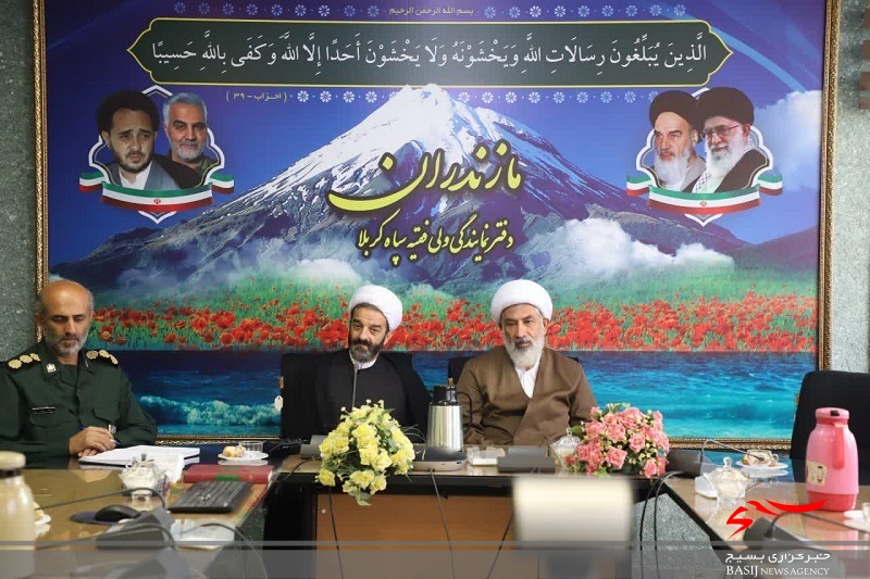 مردم پیرو روحانیت اصیل هستند / مردم پیرو روحانیت اصیل هستند /