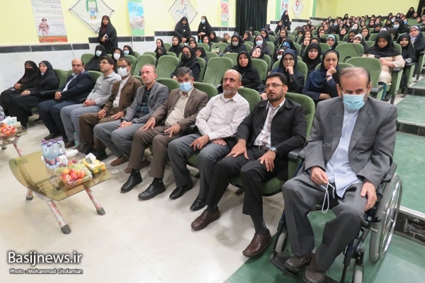 کار معلم، جهاد در راه آموزش ارزشهای دینی است/ تقدیر از اساتید برگزیده علمی پژوهشی بسیج اساتید استان بوشهر کار معلم، جهاد در راه آموزش ارزشهای دینی است/ تقدیر از اساتید برگزیده علمی پژوهشی بسیج اساتید استان بوشهر