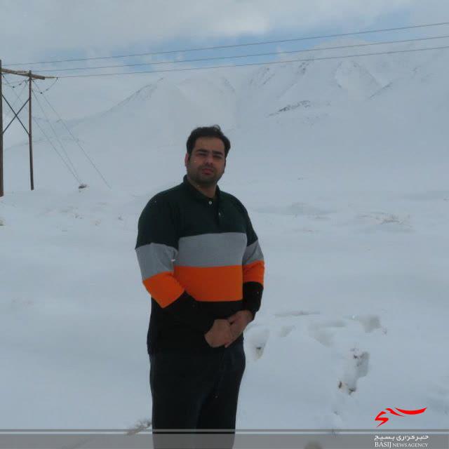 شهادت بسیجی مدافع امنیت با اسلحه جنگی توسط اغتشاشگران شهادت بسیجی مدافع امنیت با اسلحه جنگی توسط اغتشاشگران