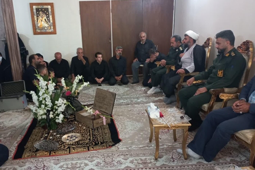 عوامل شهادت پسرم باید تقاص پس دهند عوامل شهادت پسرم باید تقاص پس دهند