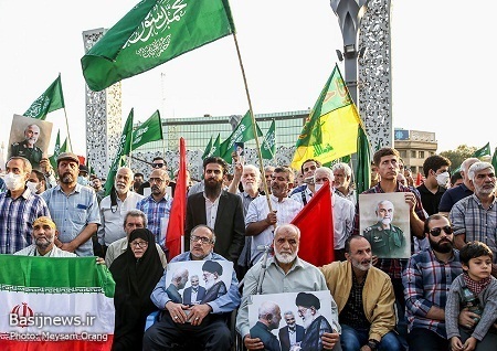 اجتماع مردمی بزرگداشت «حبیب حرم، سرلشکر شهید حسین همدانی» در میدان امام حسین برگزار شد