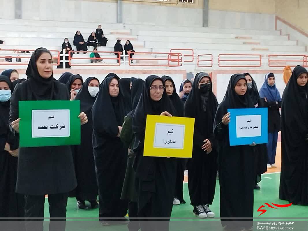 برگزاری اولین جشنواره تفریحی، ورزشی پاییزی بازی های بومی- محلی در شهرستان گچساران برگزاری اولین جشنواره تفریحی، ورزشی پاییزی بازی های بومی- محلی در شهرستان گچساران