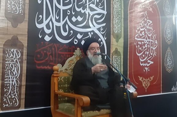 حفظ نظام اسلامی خط قرمز مردم است