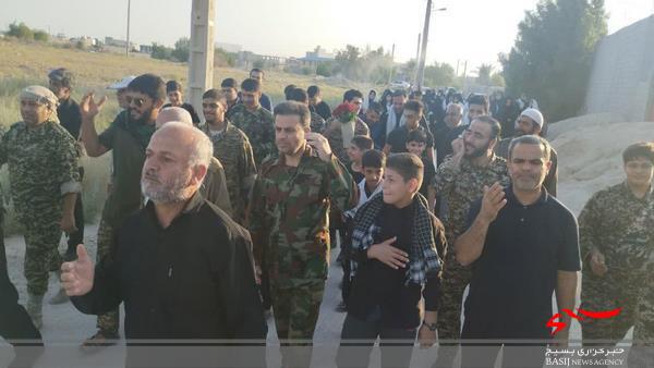 غبار روبی قبور مطهر گلزار شهدای روستای گورک خورشیدی در هفته دفاع مقدس غبار روبی قبور مطهر گلزار شهدای روستای گورک خورشیدی در هفته دفاع مقدس