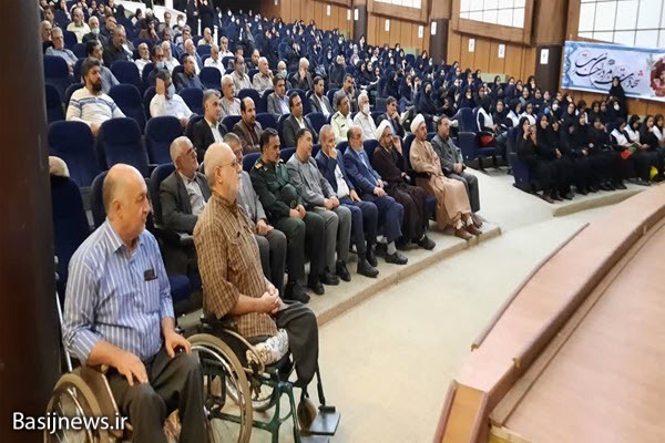 دشمنان اسلام به دنبال ترویج ابتذال در کشور ما هستند دشمنان اسلام به دنبال ترویج ابتذال در کشور ما هستند
