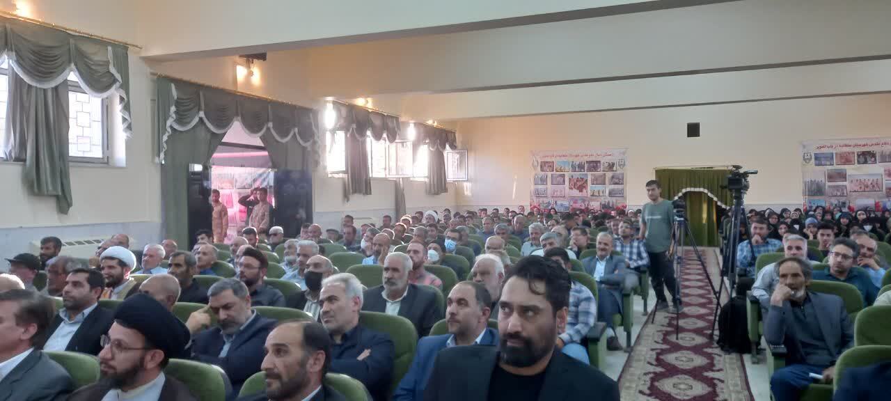 یادواره ۳۱۳شهید شهرستان سلطانیه برگزار شد یادواره ۳۱۳شهید شهرستان سلطانیه برگزار شد