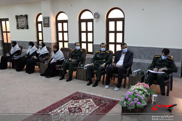 در دیدار امام جمعه بوشهر با دانش آموزان چه گذشت؟ در دیدار امام جمعه بوشهر با دانش آموزان چه گذشت؟