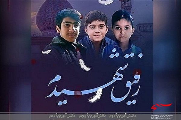 اجتماع بزرگ دانشآموزان شیرازی در حرم شاهچراغ اجتماع بزرگ دانشآموزان شیرازی در حرم شاهچراغ
