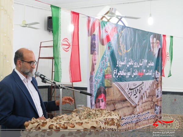 مراسم گرامیداشت شهدای دانش آموز حادثه تروریستی شاهچراغ در دلوار مراسم گرامیداشت شهدای دانش آموز حادثه تروریستی شاهچراغ در دلوار