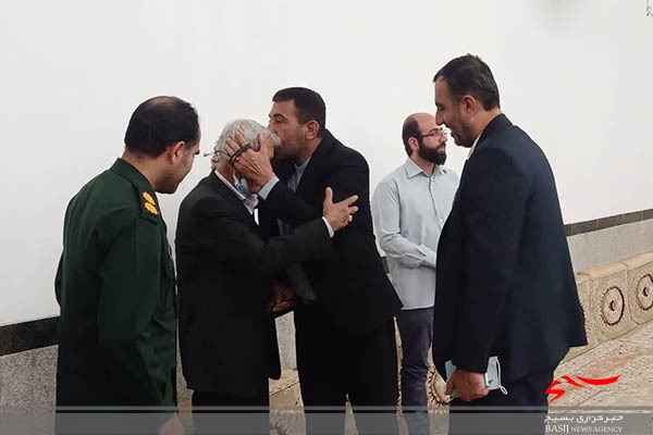 نشست بصیرتی دانش آموزان بسیجی بوشهر نشست بصیرتی دانش آموزان بسیجی بوشهر