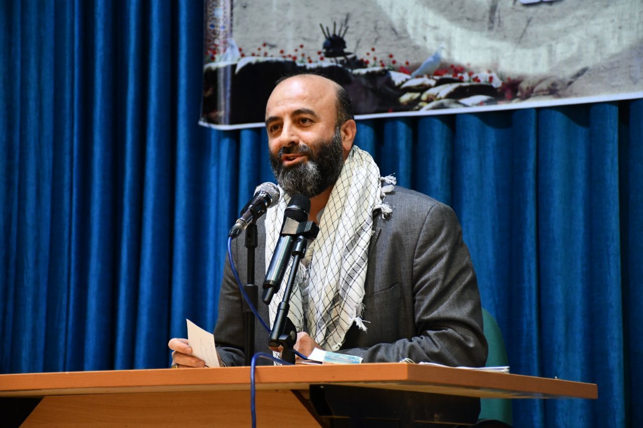 پیشکسوتان دفاع مقدس مایه برکت انقلاب است پیشکسوتان دفاع مقدس مایه برکت انقلاب است