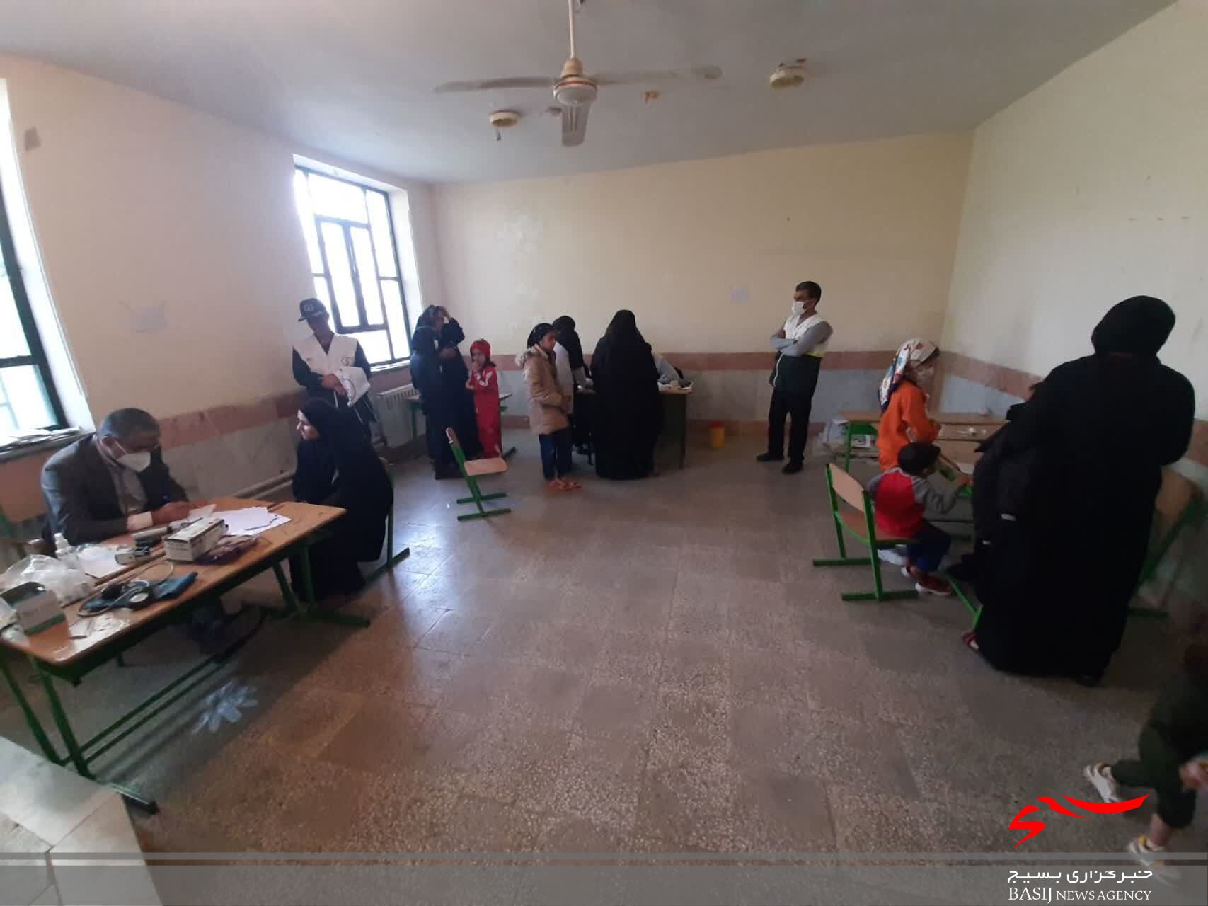 خدمترسانی گروه های جهادی بسیج جامعه پزشکی به میمند رسید خدمترسانی گروه های جهادی بسیج جامعه پزشکی به میمند رسید