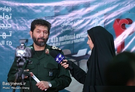 بازدید شهردار تهران و فرمانده سپاه تهران از چهارمین رویداد تولید محتوای دیجیتال بسیج تهران بزرگ